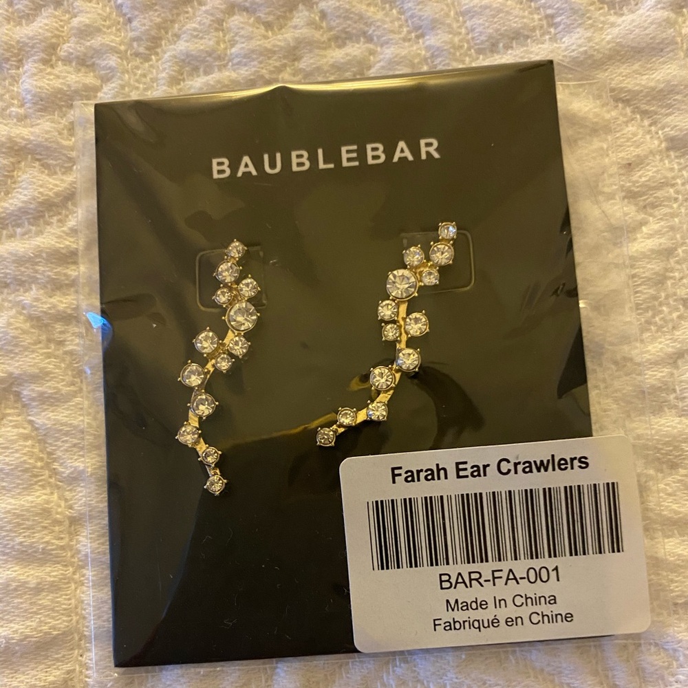 Farrah Ear Crawlers